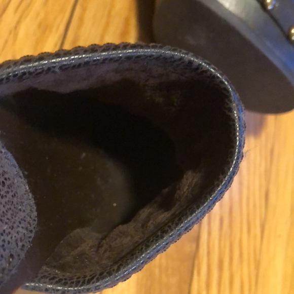 Women’s R2 heeled clogs - Picture 10 of 12